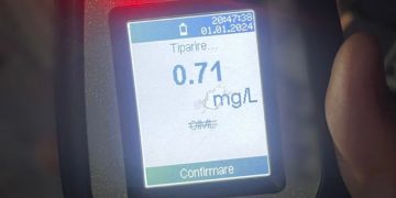 În cadrul acțiunii desfășurate ieri, polițiștii dâmbovițeni au aplicat peste 170 de sancțiuni contravenționale și au reținut 8 permise de conducere