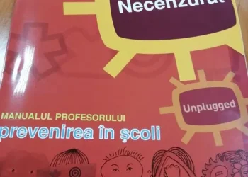 Profesorii din județul Dâmbovița, formați în cadrul proiectului național de prevenire a consumului de droguri „NECENZURAT
