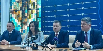 FOTO-Parlamentari irakieni, în vizită la Consiliul Județean Dâmbovița