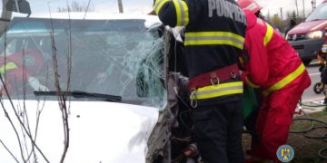 Foto- Accident grav în comuna Butimanu, sat Ungureni