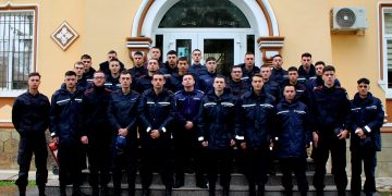 28 de elevi jandarmi în stagiul de practică la Jandarmeria Dâmboviţa