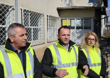 VIDEO – Au început lucrările de reabilitare pentru Grădinița Nr 2 din Târgoviște