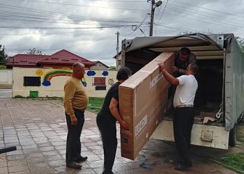 Echipamente digitale pentru  Școala Butimanu!