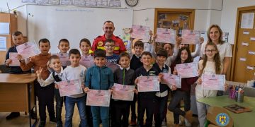 Ieri, 22 aprilie, la Școala Gimnazială „Prof. Paul Bănică” din Târgoviște, a avut loc o sesiune esențială de pregătire în acordarea primului ajutor.