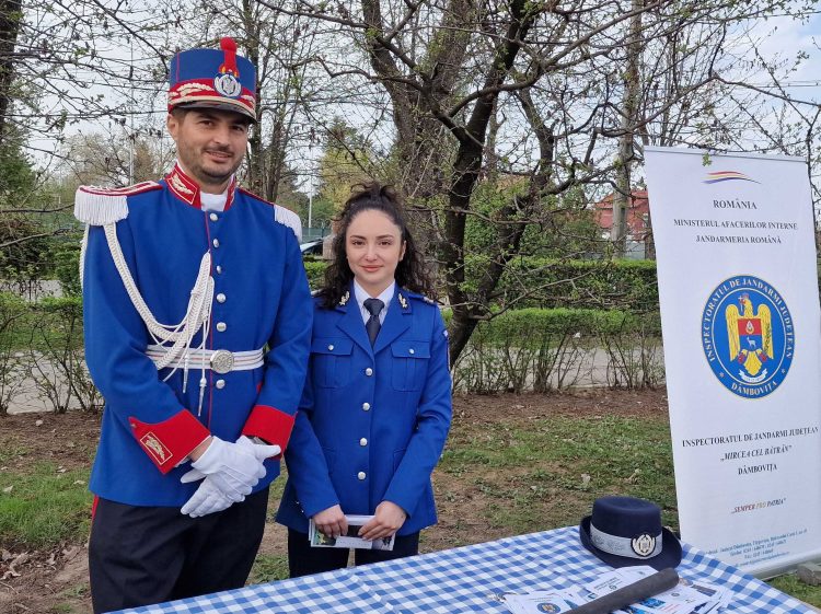VIDEO/FOTO“Ziua Porţilor Deschise” pentru copii, la Jandarmeria Dâmboviţa