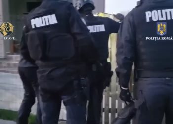 VIDEO- CERCETAȚI PENTRU TRAFIC DE DROGURI DE RISC ȘI MARE RISC