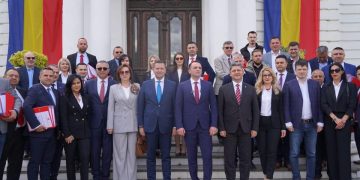 VIDEO/FOTO Primarul municipiului Târgoviște, Cristian Daniel Stan, și-a depus candidatura pentru un nou mandat