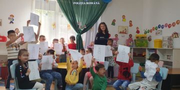 Sesiuni de informare ale polițiștilor de la Biroul Siguranță Școlară