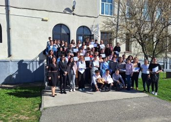 Colegiul Economic „Ion Ghica” din Targoviște a găzduit, sâmbătă, concursul „Știu și aplic” (etapa județeană), organizat de Inspectoratul Teritorial de Muncă Dâmbovița.