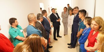 Deputat Carmen Holban:”Una dintre cele mai bune investiții din sistemul sanitar dâmbovițean, a fost inaugurată astăzi în prezența premierului Marcel Ciolacu și a ministrului Sănătății, Alexandru Rafila.”