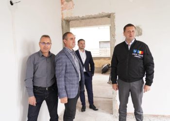 Galerie Foto/ Vizită în teren a Președintelui Consiliului Județean Dâmbovița, Corneliu Ștefan, pe șantierele din Cornătelu, Băleni și Dobra!