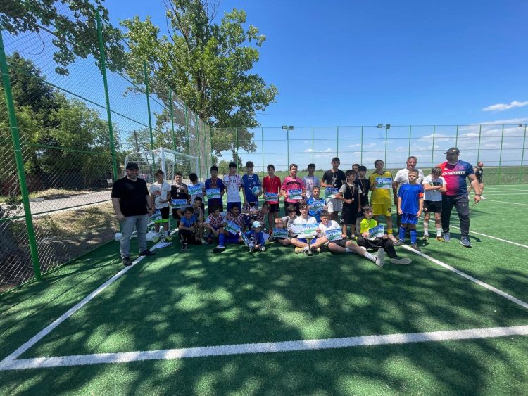 Comuna Butimanu se poate mândri cu o nouă bază sportivă!