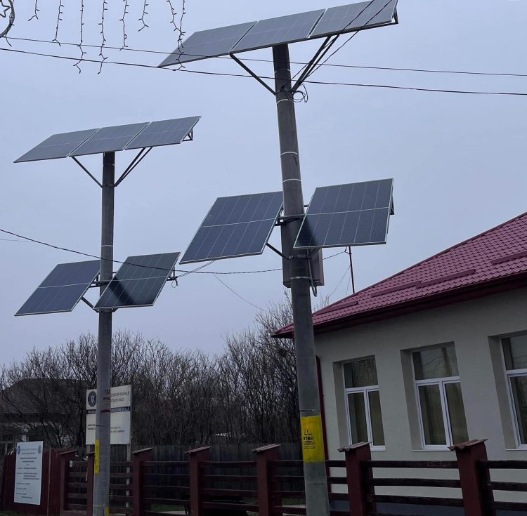 Sălcioara – Centrale electrice fotovoltaice 3,35k kwp montate pe stâlpi de beton sc 10002, pentru sistemul de iluminat public!