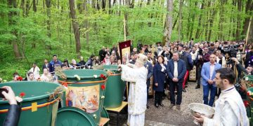 VINERI, 10 MAI, VA FI SĂRBĂTORIT HRAMUL MĂNĂSTIRII NUCET