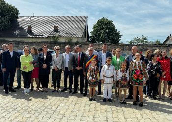 Corneliu Ștefan, Președintele Consiliului Județean Dâmbovița, prezent la inaugurarea a două investiții din comuna Băleni!