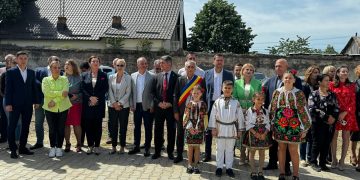Corneliu Ștefan, Președintele Consiliului Județean Dâmbovița, prezent la inaugurarea a două investiții din comuna Băleni!