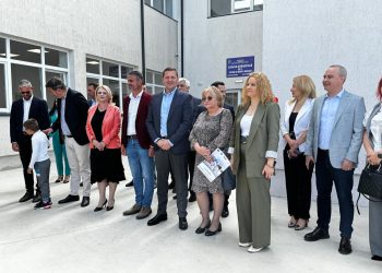 Galerie Foto- Președintele CJD Dâmbovița, Corneliu Ștefan, prezent la inaugurarea Școlii Gimnaziale Nr. 2 Picior de Munte – Boboci în comuna Dragodana