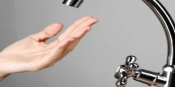 SE ÎNTRERUPE FURNIZAREA APEI LA CRÂNGURILE