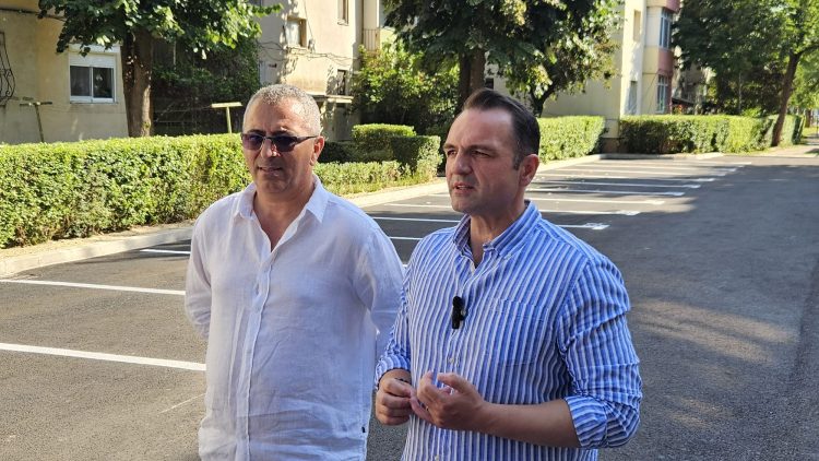 VIDEO- Numărul Locurilor de Parcare din Cartierul Mihai Viteazul (Micro 9) S-a Dublat