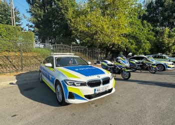 Autospecialele BMW ale Poliției Rutiere Dâmbovița: Eficiență Maximă în Prinderea Infractorilor!