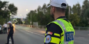 VIDEO/FOTO ROADPOL – SPEED – Acțiune pentru impunerea respectării regimului legal de viteză pe drumurile publice din județul Dâmbovița: peste 250 de sancțiuni contravenționale aplicate