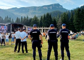 VIDEO-Jandarmii dâmbovițeni au fost la datorie în minivacanța de Sfânta Maria!