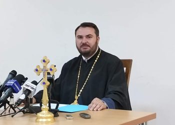 Domnilor și doamnelor, distinși reprezentanți ai presei, am deosebita bucurie să vă urez: Bine ați venit la Conferința de presă dedicată sărbătorii Sf. Ier. Nifon, Patriarhul Constantinopolului și Mitropolitul Țării Românești din anul 2024!