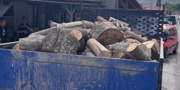 Acțiuni desfășurate de polițiștii dâmbovițeni, în ultimele 24 de ore, pentru prevenirea şi combaterea oricăror evenimente care puteau afecta liniştea comunității