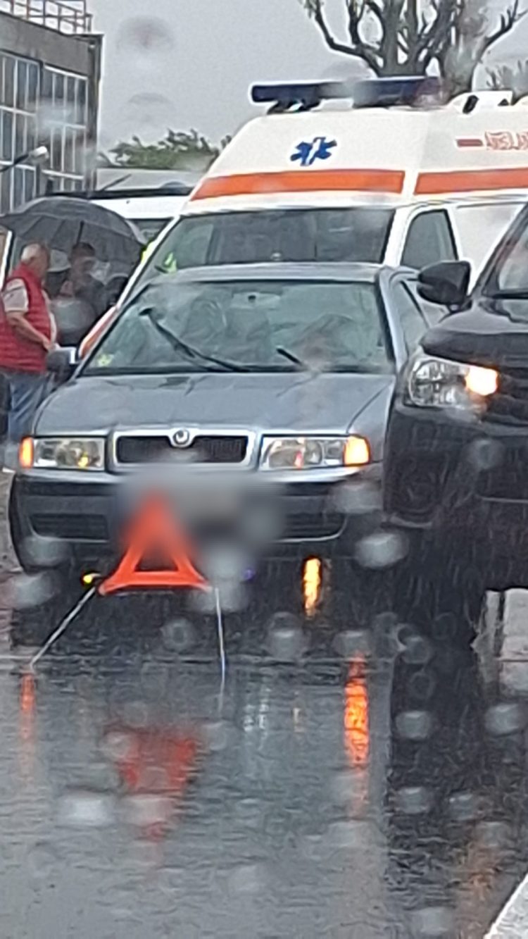 Pieton accidentat de un autoturism pe DN 71, în localitatea Doicești