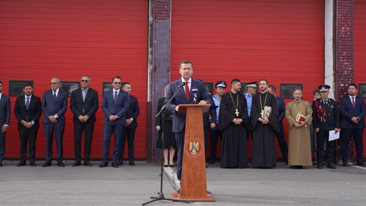 Video- Corneliu Ștefan, mesaj de apreciere și susținere pentru pompierii dâmbovițeni și români: „La mulți ani și misiuni ușoare!”