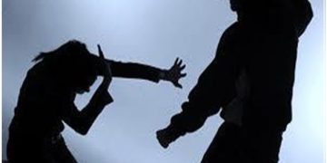 Tânăr reținut pentru 24 de ore după ce și-a sechestrat și agresat concubina la Târgoviște