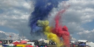 Foto/Video-Mii de oameni au sărbătorit tradiția la Runcu: Ediția 2024 a ,,Răvășitului Oilor’’