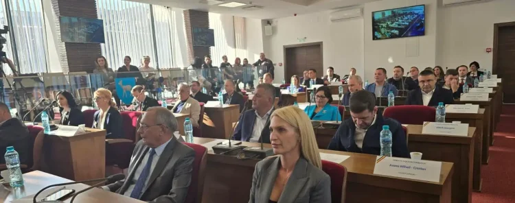 Luciana Cristea și Antonel Jîjîie, reconfirmați în funcțiile de vicepreședinți ai Consiliului Județean Dâmbovița