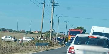 Accident rutier în Mărcesti, comuna Dobra: trei persoane transportate la spital!