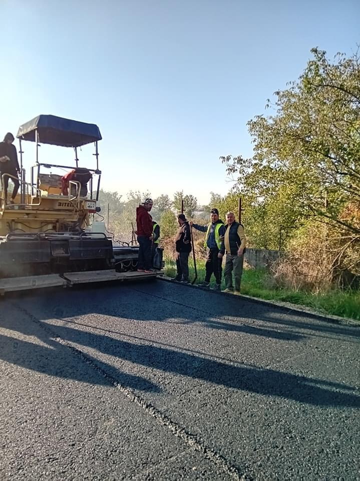 “Proiectul de Modernizare a Drumurilor din Comuna Butimanu Finalizat cu Succes: Toate Străzile Asfaltate!”