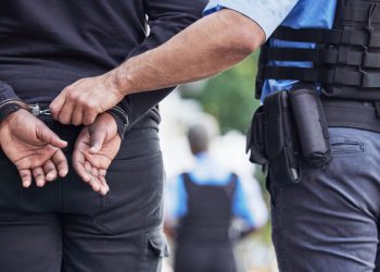 Șase Bărbați din Șotânga, Cercetați pentru Furt Calificat: Bunuri Recuperate de Polițiști