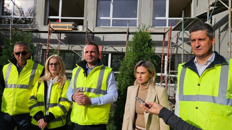 Video-Proiecte majore de renovare și modernizare a infrastructurii educaționale în Târgoviște: Investiții de peste 7 milioane de lei la Grădinița Nr.2 și Creșa Nr.2!