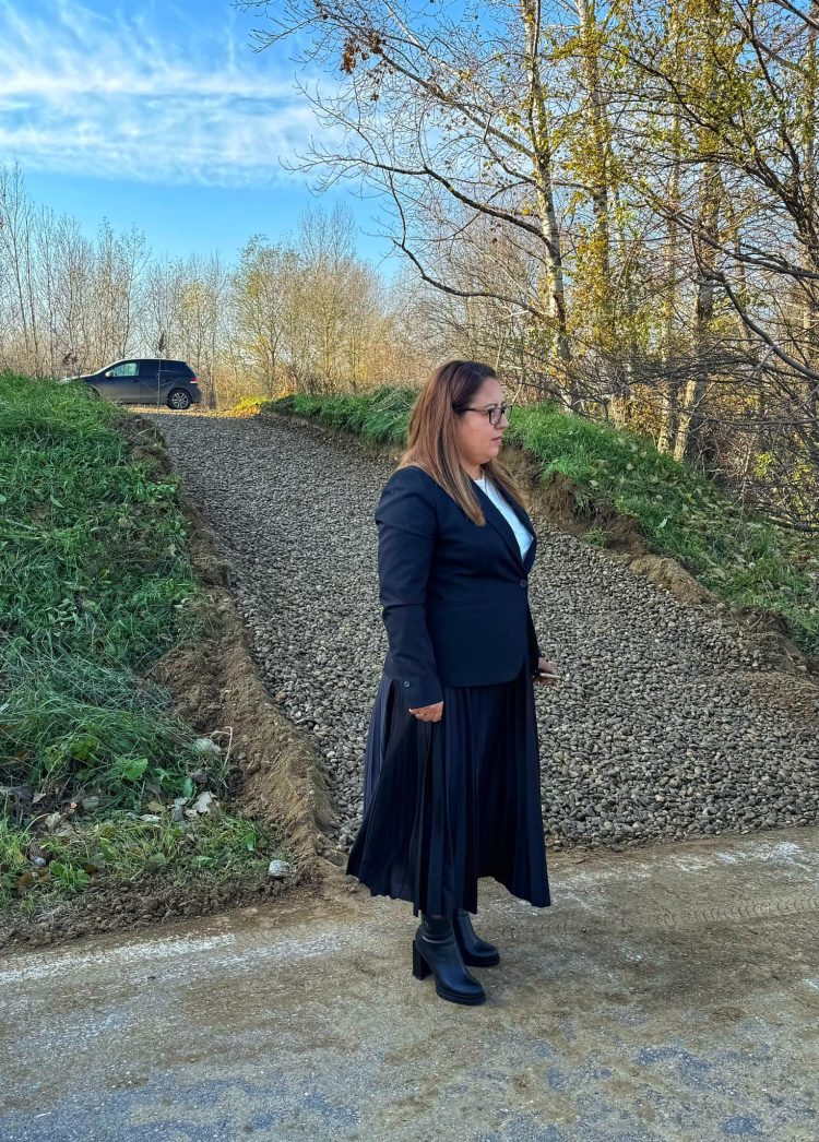 Primăria Sălcioara Modernizează Stațiile de Cale Ferată din Comună