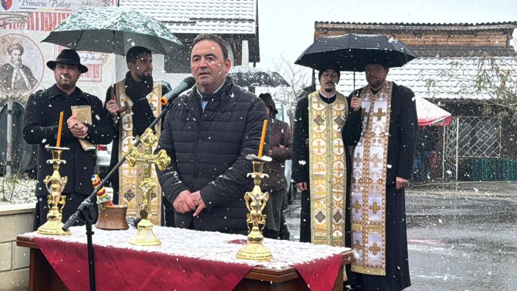 Video-Viorel Drăghici, Primarul Comunei Potlogi: Monumentul “Poarta Brâncovenească” și Modernizarea Drumurilor Județene – Un Omagiu Istoriei și un Pas spre Viitor