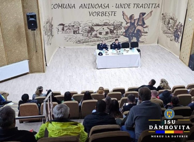 Sesiune de Instruire pentru Șefii Serviciilor Voluntare și Centrelor Operative din Dâmbovița – Măsuri pentru Îmbunătățirea Capacității de Răspuns în Situații de Urgență