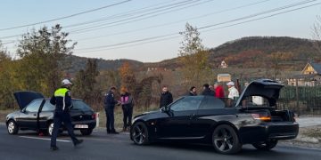 Video-Accident rutier la Aninoasa: ciocnire între două autovehicule