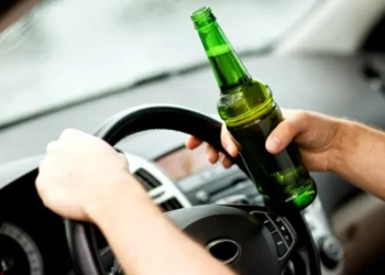 Declarații Video-Tânăr din Iedera, reținut pentru conducere fără permis și sub influența alcoolului, cu alcoolemie de peste 2 g/l în sânge