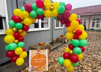 Foto-Solidaritate și Bucurie la Târgul de Toamnă al Grădiniței “Prichindel”-„Micul Prinț” – Un Eveniment pentru o Cauză Nobilă