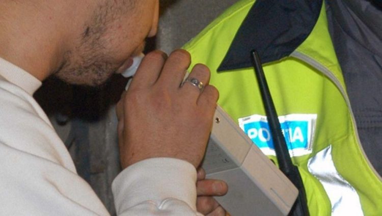 Șofer depistat băut la volan în Gura Ocniței: Alcoolemie de 1,00 mg/l în aerul expirat