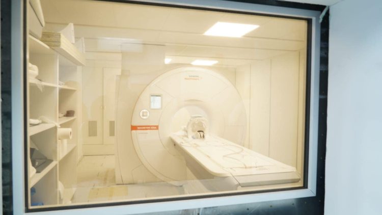 Noul echipament RMN, instalat la Spitalul Județean de Urgență Târgoviște: Investiție crucială pentru sănătatea dâmbovițenilor