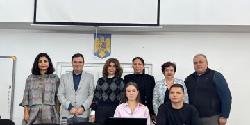 Elevii din Dâmbovița premiați pentru excelență academică: Recunoaștere pentru Georgiana Dan și Cosmin Iosif