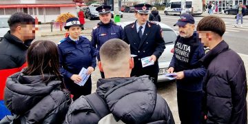 Acțiune informativ-preventivă desfășurată de jandarmi, polițiști și pompierii dâmbovițeni în municipiul Târgoviște