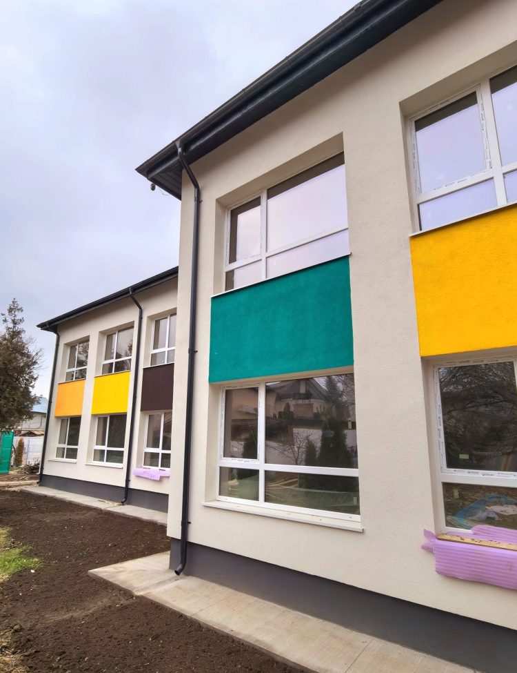 Grădinița cu program prelungit nr. 2 din Târgoviște, aproape de redeschidere după renovare energetică