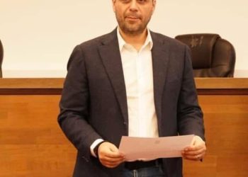 Laurențiu Neculaescu își preia mandatul de deputat și promite dezvoltarea durabilă a județului Dâmbovița