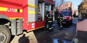 Exercițiu complex de intervenție ISU Dâmbovița la Secția Boli Infecțioase a Spitalului Județean Târgoviște